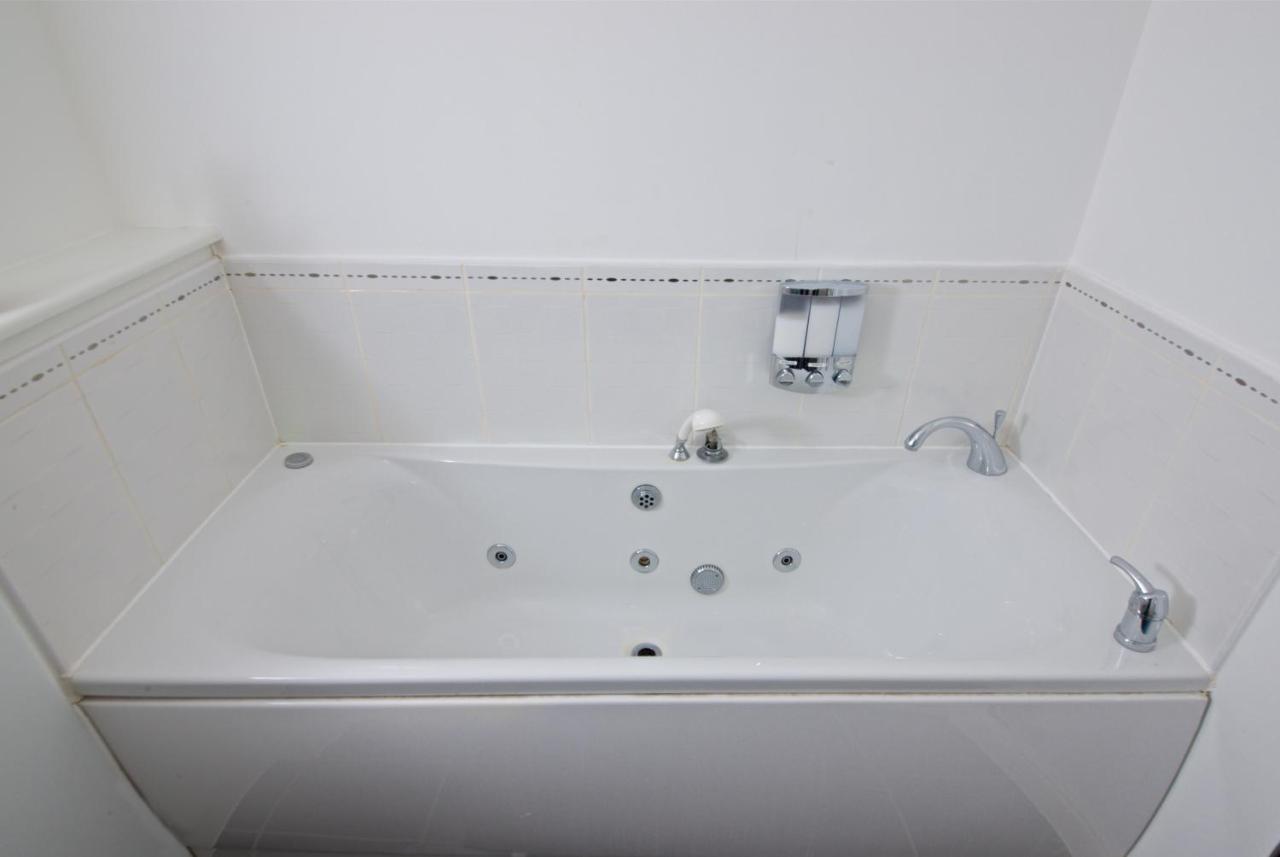 Liverpool City Stays - Economy Room - Close To Airport Ee1 Bagian luar foto