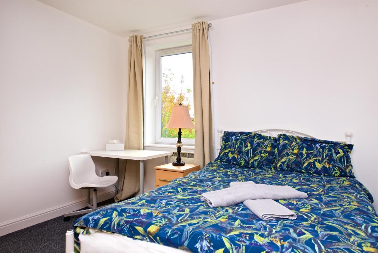 Liverpool City Stays - Economy Room - Close To Airport Ee1 Bagian luar foto
